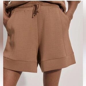 Varley Alder High Rise Short Golden Bronze Size SM